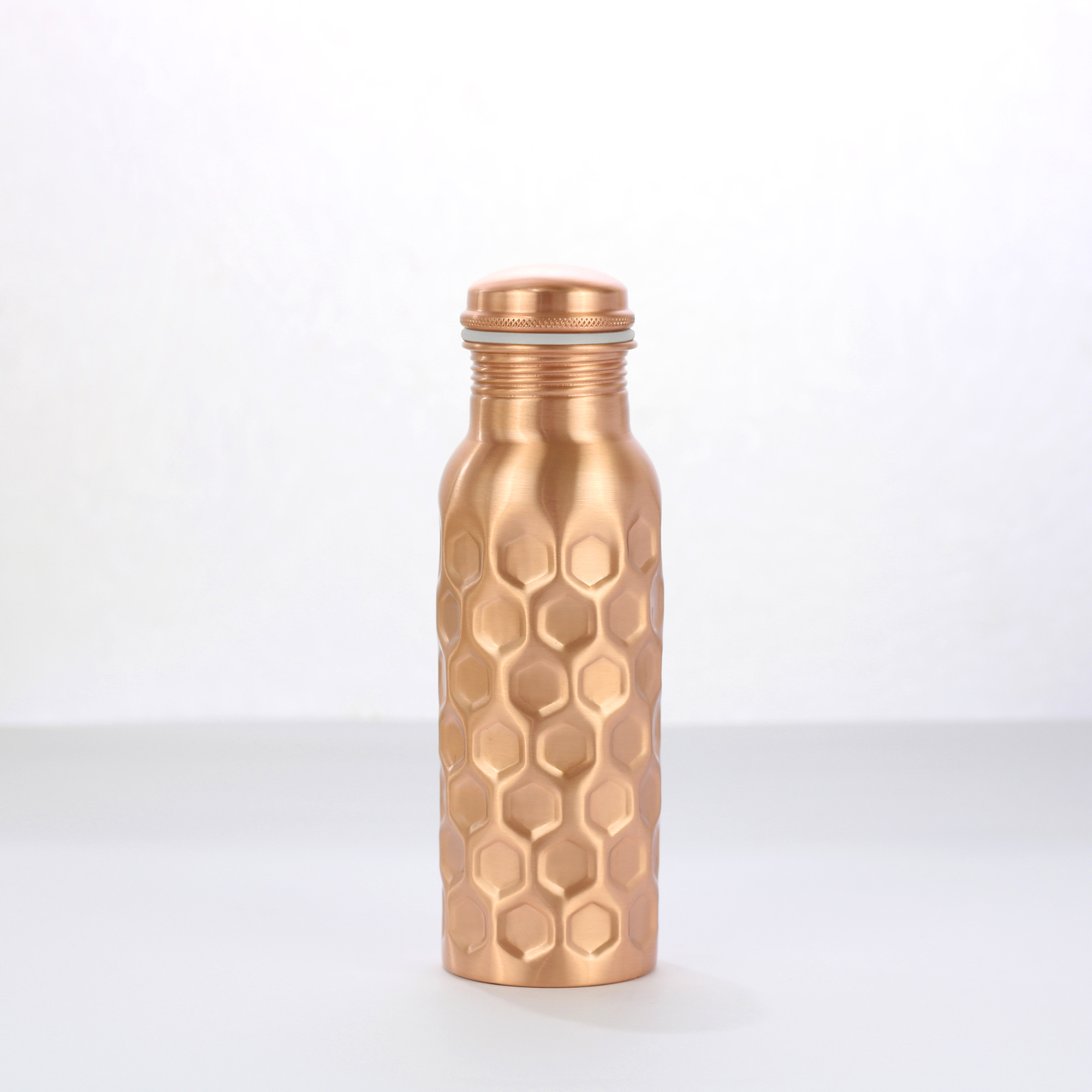 El'Cobre Premium Diamond Hammered Copper Water Bottle - 700 ML